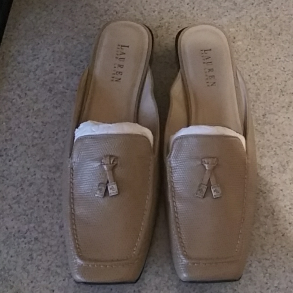 Women shoes
